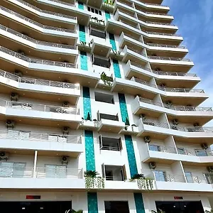 Hotel Kandi Palace